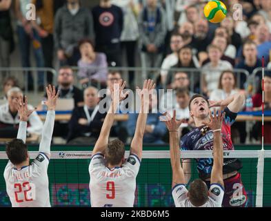 Kevin Tillie (Verva), Patryk Niemiec (Verva), Jan Krol (Verva), während des CEV Champions League Volley-Spiels zwischen Verva Warszawa und Sir Sicoma Monini Perugia am 17. Dezember 2019 in Warschau, Polen. (Foto von Foto Olimpik/NurPhoto) Stockfoto