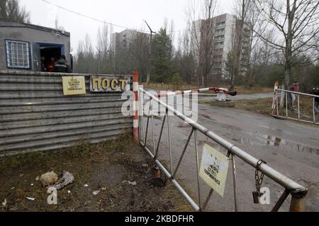 Ein Blick auf eine verlassene Stadt Pripjat in Tschernobyl, Ukraine, am 25. Dezember 2019. Die Tschernobyl-Katastrophe im Kernkraftwerk Tschernobyl ereignete sich am 26. April 1986. (Foto von STR/NurPhoto) Stockfoto