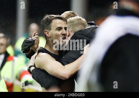 Sean McConville von Accrington Stanley feiert mit den Fans, nachdem er beim Sky Bet League 1-Spiel zwischen Blackpool und Accrington Stanley in der Bloomfield Road, Blackpool, am Donnerstag, dem 26.. Dezember 2019, das erste Tor seiner Seite erzielt hatte. (Foto von Tim Markland/MI News/NurPhoto) Stockfoto