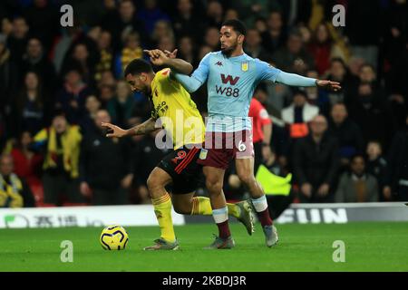 Watfords Troy Deeney hat sich am Samstag, den 28.. Dezember 2019, während des Premier League-Spiels zwischen Watford und Aston Villa in der Vicarage Road, Watford, gegen Aston Villas Douglas Luiz eingesetzt. (Foto von Leila Coker/MI News/NurPhoto) Stockfoto