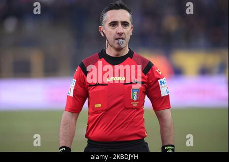 Schiedsrichter Gianluca Aureliano beim Spiel der Serie B zwischen Juve Stabia und Cosenza im Stadio Romeo Menti Castellammare di Stabia Italien am 29. Dezember 2019. (Foto von Franco Romano/NurPhoto) Stockfoto