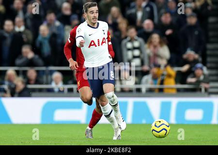 Tottenham Mittelfeldspieler Harry Winks in Aktion während des Premier League-Spiels zwischen Tottenham Hotspur und Liverpool am Samstag, 11.. Januar 2020, im Tottenham Hotspur Stadium, London. (Foto von Jon Bromley/ MI News/NurPhoto) Stockfoto