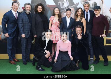 WESTWOOD, LOS ANGELES, KALIFORNIEN, USA - JANUAR 11: John Cena, Michael Sheen, Donna Langley, Carmel Laniado, Harry Collett, Susan Downey, Stephen Gaghan, Danny Elfman, Rami Malek, Selena Gomez und Robert Downey Jr. kommen zur Los Angeles Premiere von Universal Picters' 'Dolittle', die am 11. Januar 2020 im Regency Village Theatre in Westwood, Los Angeles, Kalifornien, USA, stattfand. (Foto von Xavier Collin/Image Press Agency/NurPhoto) Stockfoto