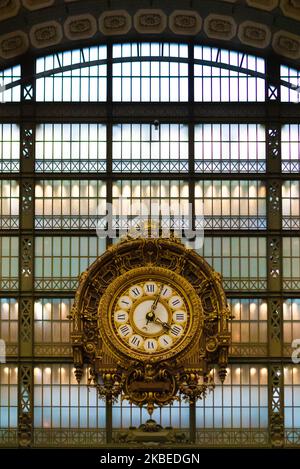 Die große Uhr des Orsay-Museums in Paris, Frankreich die 7 decemebr 2019 (Foto: Aubin Menestret/NurPhoto) Stockfoto
