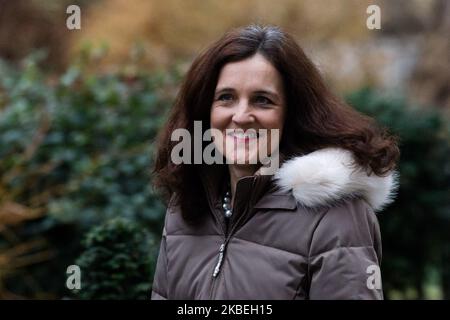 Die Ministerin für Umwelt, Ernährung und ländliche Angelegenheiten Theresa Villiers kommt in der Downing Street im Zentrum von London an, um an einer Kabinettssitzung am 14. Januar 2020 in London, England, teilzunehmen. (Foto von Wiktor Szymanowicz/NurPhoto) Stockfoto