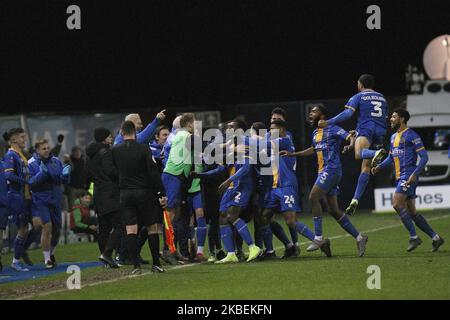 Aaron Pierre aus Shrewsbury Town feiert sein Tor (1-0) während des 3. Runde Replays des FA Cup zwischen Shrewsbury Town und Bristol City am Dienstag, den 14.. Januar 2020 in Greenhous Meadow, Shrewsbury. (Foto von Simon Newbury/MI News/NurPhoto) Stockfoto