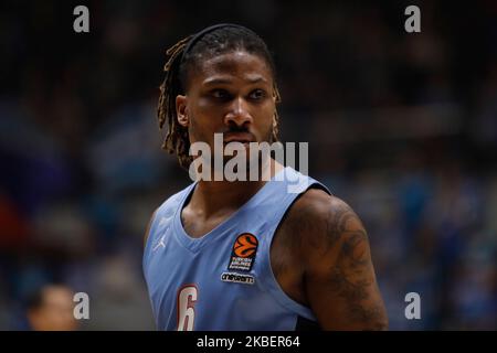 Andrew Albicy von Zenit St. Petersburg schaut während des EuroLeague-Basketballspiels zwischen Zenit St. Petersburg und Valencia Basket am 17. Januar 2020 in der Sibur Arena in Sankt Petersburg, Russland, auf. (Foto von Mike Kireev/NurPhoto) Stockfoto