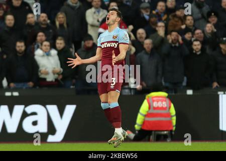 Aaron Cresswell von West Ham United sieht am Samstag, dem 18.. Januar 2020, beim Premier League-Spiel zwischen West Ham United und Everton im London Stadium, Stratford, frustriert aus. (Foto von Jacques Feeney/MI News/NurPhoto) Stockfoto