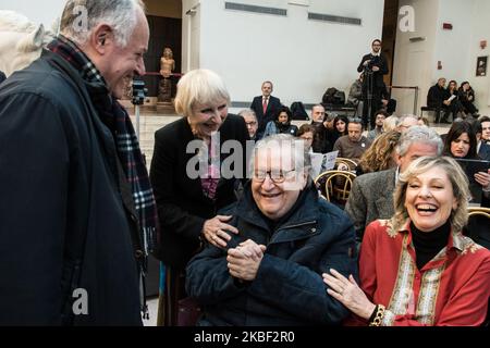 Die Vincenzo Mollica durchlebt die Pressekonferenz zur Präsentation der Ausstellung „Alberto Sordi“, kuratiert von Alessandro Nicosia, mit Vincenzo Mollica und Gloria Satta, zum 100. Geburtstag des Schauspielers, vom 7. März bis 29. Juni in der Villa Sordi und im Teatro dei Dioscuri. Bereits 10.000 Tickets am 21. Januar 2020 in Rom, Italien gebucht (Foto: Andrea Ronchini/NurPhoto) Stockfoto