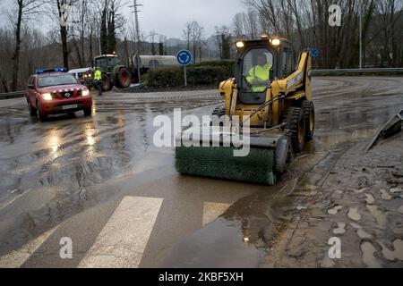 Affektionen und Überschwemmungen durch den Sturm Gloria mit dem Überlauf der Flüsse Tordera, Onyar und Ter im Gebiet von Hostalric, Barcelona, Katalonien, Spanien am 22. Januar 2020 (Foto: Miquel Llop/NurPhoto) Stockfoto