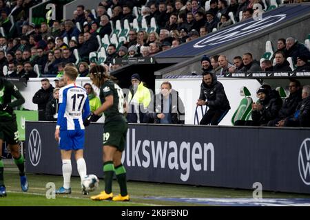 Jürgen Klinsmann, Cheftrainer der Hertha BSC während des 1. Bundesliga-Spiel zwischen VfL Wolfsburg und Hertha BSC in der Volkswagen Arena am 25. Januar 2020 in Wolfsburg. (Foto von Peter Niedung/NurPhoto) Stockfoto