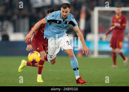 Stefan Radu von SS Lazio während des italienischen Serie A 2019/2020-Spiels zwischen AS Roma und SS Lazio im Stadio Olimpico am 26. Januar 2020 in Rom, Italien. (Foto von Danilo Di Giovanni/NurPhoto) Stockfoto