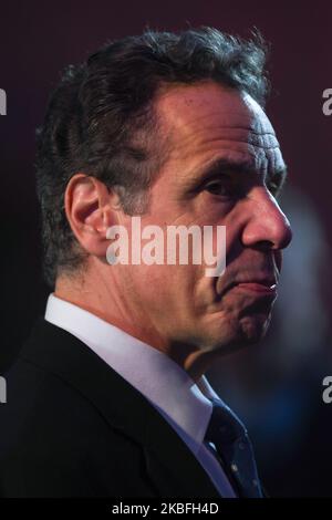 Andrew Cuomo, Gouverneur von New York, vor der offiziellen Zeremonie anlässlich des 75.. Jahrestages der Befreiung des ehemaligen nationalsozialistischen Konzentrations- und Vernichtungslagers Auschwitz II - Birkenau im Bereich des Todesstors gesehen. Am Montag, den 27. Januar 2020, im Konzentrationslager Auschwitz II-Birkenau, Oswiecim, Polen. (Foto von Artur Widak/NurPhoto) Stockfoto