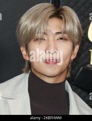 LOS ANGELES, KALIFORNIEN, USA – 26. JANUAR: Jimin von BTS kommt bei den jährlichen GRAMMY Awards 62. an, die am 26. Januar 2020 im Staples Center in Los Angeles, Kalifornien, USA, verliehen wurden. (Foto von Xavier Collin/Image Press Agency/NurPhoto) Stockfoto