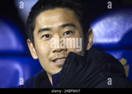 Shinji Kagawa von Real Zaragoza sitzt auf der Bank vor dem Liga-Smartbank-Spiel zwischen Real Zaragoza und CD Numancia in La Romareda am 25. Januar 2020 in Zaragoza, Spanien. (Foto von Jose Breton/Pics Action/NurPhoto) Stockfoto