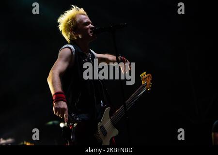 Deryck Whibley von Sum 41 spielt am 28 2020. Januar live im Lorenzini District in Mailand, Italien. Sum 41 ist eine kanadische Rockband, von ihrer Formation bis 2016 waren Sum 41 die 31. meistverkauften kanadischen Künstler in Kanada und unter den 10 meistverkauften kanadischen Bands in Kanada (Foto by Mairo Cinquetti/NurPhoto) Stockfoto