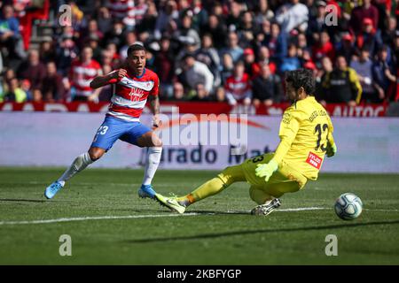 Darwin Machis von Granada CF erzielt sein Tor während des La Liga-Spiels zwischen Granada CF und RCD Espanyol im Nuevo Los Carmenes Stadium am 1. Februar 2020 in Granada, Spanien. (Foto von Fermin Rodriguez/NurPhoto) Stockfoto