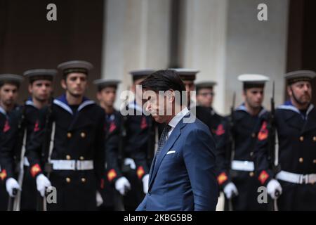 Der italienische Premierminister Giuseppe Conte trifft den ungarischen Premierminister Viktor Orban (nicht im Bild) während eines Treffens im Palazzo Chigi am 3. Februar 2020 in Rom, Italien. (Foto von Andrea Pirri/NurPhoto) Stockfoto