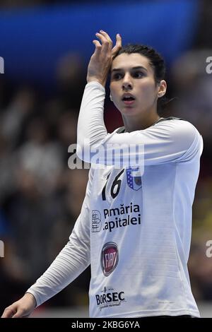 Denisa Dedu von CSM Bukarest reagiert während des EHF Champions League-Spiels der Frauen zwischen CSM Bukarest und Metz Handbal am 2. Februar 2020 in Bukarest, Rumänien. (Foto von Alex Nicodim/NurPhoto) Stockfoto