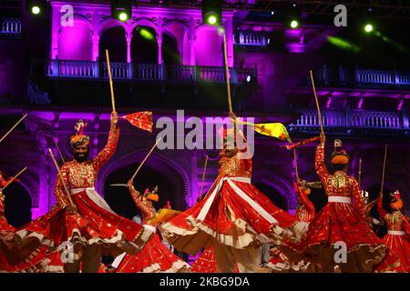 Ein Künstler tritt während einer Zeremonie auf, um UNESCO-Kulturerbe Zertifikat nach Jaipur Stadt, in Albert Hall in Jaipur, Rajasthan, Indien Mittwoch, 5. Februar 2020 zu präsentieren. (Foto von Vishal Bhatnagar/NurPhoto) Stockfoto