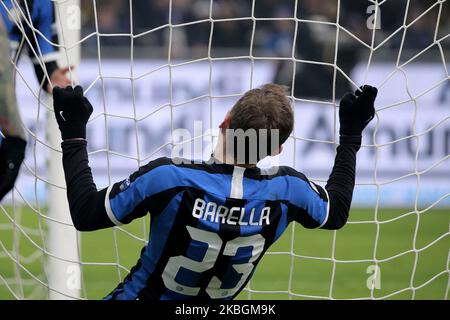 Nicolo' Barella vom FC Internazionale reagiert auf eine verpasste Chance während des Serie-A-Spiels zwischen dem FC Internazionale und dem AC Mailand im Stadio Giuseppe Meazza am 09. Februar 2020 in Mailand, Italien. (Foto von Giuseppe Cottini/NurPhoto) Stockfoto