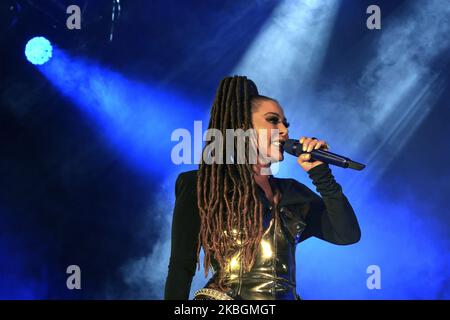 Alejandra Guzman, 52, tritt während ihrer La Guzman Tour in der Mexico City Arena am 8. Februar 2020 in Mexico City, Mexiko auf der Bühne auf (Foto von Eyepix/NurPhoto) Stockfoto