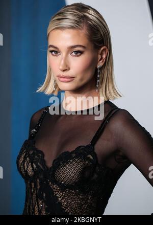 BEVERLY HILLS, LOS ANGELES, KALIFORNIEN, USA - 09. FEBRUAR: Hailey Rhode Baldwin Bieber trifft auf die Vanity Fair Oscar Party 2020 ein, die am 9. Februar 2020 im Wallis Annenberg Center for the Performing Arts in Beverly Hills, Los Angeles, Kalifornien, USA, stattfand. (Foto von Xavier Collin/Image Press Agency/NurPhoto) Stockfoto