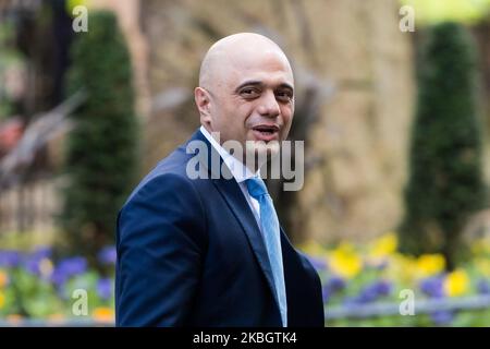 Der Schatzkanzler Sajid Javid verlässt die Downing Street, um am 12. Februar 2020 im Unterhaus in London, England, eine Fragestunde zur Fragestunde zu halten. (Foto von Wiktor Szymanowicz/NurPhoto) Stockfoto