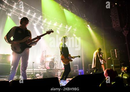 Die amerikanische Indie-Rockband The Strokes treten am 19. Februar 2020 live im Roundhouse, London, auf. The Strokes sind eine amerikanische Rockband aus New York City, bestehend aus Sänger Julian Casablancas, Leadgitarrist Nick Valensi, Rhythmusgitarrist Albert Hammond Jr., Bassist Nikolai Fraiture und Schlagzeuger Fabrizio Moretti. (Foto von Alberto Pezzali/NurPhoto) Stockfoto