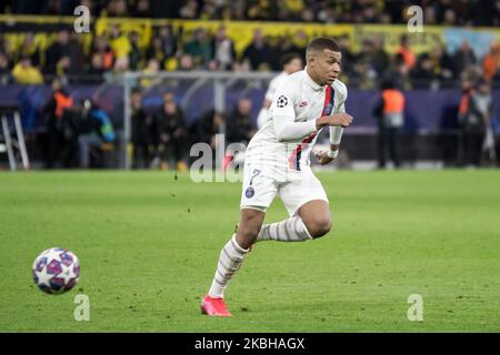 Kylian Mbappé während der UEFA Champions League, letzte 16, Fußballspiel der ersten Etappe Borussia Dortmund gegen den FC Paris Saint-Germain in Dortmund, Deutschland, am 18. Februar 2020. (Foto von Peter Niedung/NurPhoto) Stockfoto