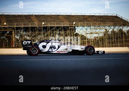 10 GASLY Pierre (Fra), Scuderia Alpha Tauri AT01 Honda, Aktion während der Formel 1 Wintertests auf dem Circuit de Barcelona - Catalunya am 21. Februar 2020 in Barcelona, Spanien. (Foto von Xavier Bonilla/NurPhoto) Stockfoto