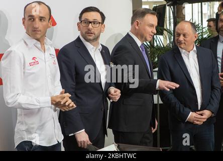 Robert Kubica, Daniel Obajtek, Andrzej Duda, Frederic Vasseur während der Präsentation des Alfa Romeo Racing Orlen Teams am Medientag des F1 Teams in Warschau, Polen, am 24. Februar 2020. (Foto von Foto Olimpik/NurPhoto) Stockfoto