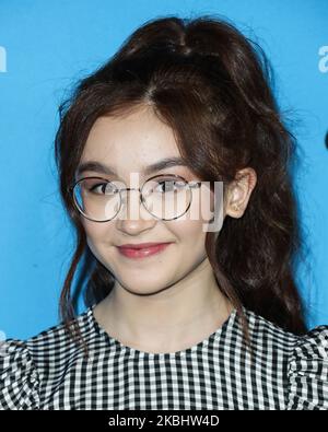 HOLLYWOOD, LOS ANGELES, KALIFORNIEN, USA - 24. FEBRUAR: Die Schauspielerin Anna Cathcart kommt bei der Los Angeles Special Screening von Netflix's 'All the Bright Places' an, die am 24. Februar 2020 im ArcLight Hollywood in Hollywood, Los Angeles, Kalifornien, USA, stattfand. (Foto von Xavier Collin/Image Press Agency/NurPhoto) Stockfoto