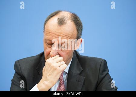 Der deutsche Politiker Friedrich Merz gibt seine Kandidatur zur Führung der Christlich Demokratischen Partei Deutschlands auf der Bundespressekonferenz in Berlin am 25. Februar 2020 bekannt. (Foto von Emmanuele Contini/NurPhoto) Stockfoto