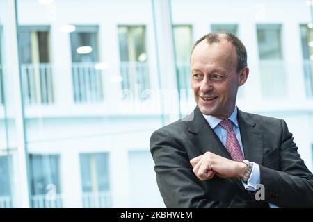 Der deutsche Politiker Friedrich Merz gibt seine Kandidatur zur Führung der Christlich Demokratischen Partei Deutschlands auf der Bundespressekonferenz in Berlin am 25. Februar 2020 bekannt. (Foto von Emmanuele Contini/NurPhoto) Stockfoto