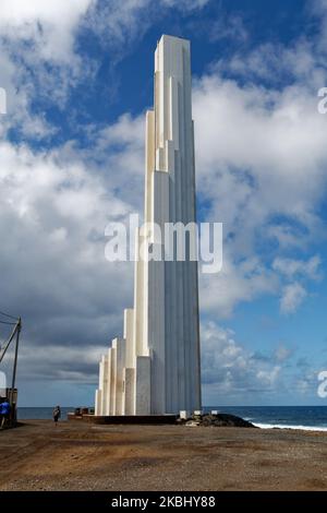 Moderner Leuchtturm in Punta de Hidalgo Stockfoto