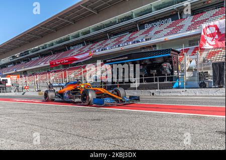 Lando Norris und der McLaren MCL 35 während des 5. Tages der Formel-1-Tests am 27. Februar 2020 in Barcelona, Spanien. (Foto von Xavier Ballart/Urbanandsport/NurPhoto) Stockfoto