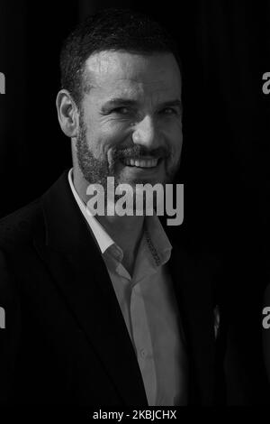 (ANMERKUNG DES HERAUSGEBERS: Bild wurde in Schwarzweiß konvertiert) Daniel Grao nimmt am 3. März 2020 an der Cocktailparty des Málaga Film Festivals 23. im Circulo de las Artes in Madrid, Spanien, Teil (Foto: Carlos Dafonte/NurPhoto) Stockfoto