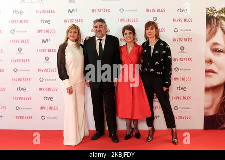 Nathalie Poza (L), Jose Manuel Rodriguez Uribes, Adriana Ozores und Emma Suarez nehmen am 03. März 2020 an der Fotozelle Invisibles in Madrid, Spanien, Teil. (Foto von COOLMedia/NurPhoto) Stockfoto