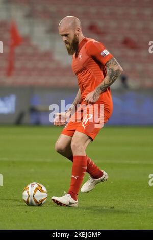 Aron Gunnarsson von Al Arabi beim QNB Stars League Spiel gegen Al Khor im Grand Hamad Stadion am 6 2020. März in Doha, Katar. (Foto von Simon Holmes/NurPhoto) Stockfoto