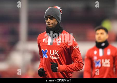 Adama Diakhaby (14) aus Nottingham Forest erwärmt sich während des Sky Bet Championship-Spiels zwischen Nottingham Forest und Millwall am City Ground, Nottingham, am Samstag, 7.. März 2020. (Foto von Jon Hobley/ MI News/NurPhoto) Stockfoto