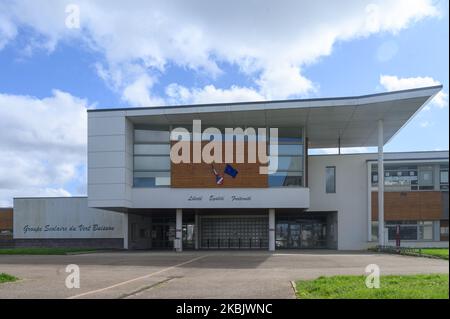 Die Grundschule von Vert-Buisson in Bruz, Ille-et-Vilaine, Frankreich, am 12. März 2020 begann ein neuer Ausbruch (Cluster) der Coronavirus-/Covid-19-Infektion in Frankreich, der durch ein präfektorales Dekret geschlossen wurde. (Foto von Estelle Ruiz/NurPhoto) Stockfoto