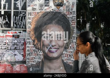 Eine Hommage an Marielle Franco vom Künstler Luis Xeno, ist am 13. März 2020 in der Stadt Sao Paulo zu sehen. Am 14. März jährt sich zum zweiten Mal der Tod von Stadträtin Marielle Franco und Fahrer Anderson Gomes, die in der Innenstadt von Rio de Janeiro zu Tode geschossen wurden. (Foto von Fabio Vieira/FotoRua/NurPhoto) Stockfoto