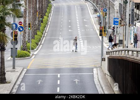 Fast leere Straßen Barcelonas während der Coronavirus-Krise in Barcelona, Katalonien, Spanien, am 15. März 2020. (Foto von Miquel Llop/NurPhoto) Stockfoto