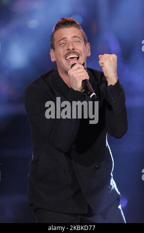 Francesco Gabbani, italienischer Singer-Songwriter und Multi-Instrumentalist, während der RAI TV Show Che Tempo Che Fa Saison 2019-2020, in den RAI Fernsehstudios in der Via Mecenate am 16. Februar 2020 in Mailand, Italien. (Foto von Omar Bai/NurPhoto) Stockfoto