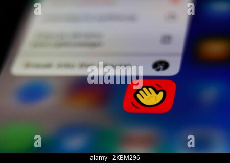 Das Symbol für die Hausparty-App wird auf dem Telefonbildschirm in dieser Illustration angezeigt, die am 6. April 2020 in Polen aufgenommen wurde. (Fotoillustration von Jakub Porzycki/NurPhoto) Stockfoto