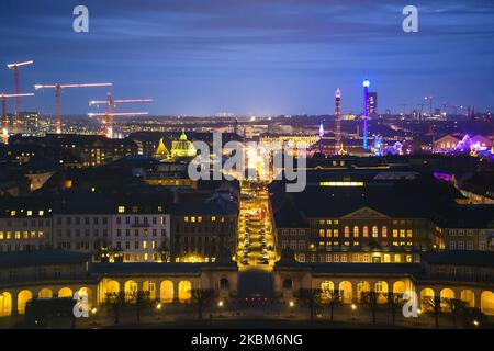 Panoramablick auf Kopenhagen am Abend vom Turm des Christiansborg-Palastes. Kopenhagen, Dänemark am 7. Februar 2020. (Foto von Maxym Marusenko/NurPhoto) Stockfoto