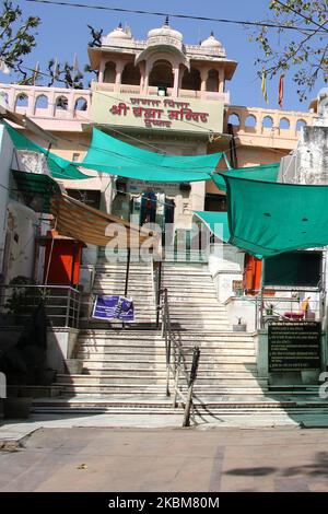 Ein verlassener Blick vor die Jagatpita Brahma Mandir während einer von der Regierung auferlegten landesweiten Sperre als vorbeugende Maßnahme gegen das COVID-19-Coronavirus in Pushkar, Rajasthan, Indien, am 09. April 2020. (Foto von Himanshu Sharma/NurPhoto) Stockfoto