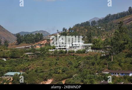 Elysium Garden Hotel in der malerischen Stadt Munnar in Idukki, Kerala, Indien am 17. Februar 2019. Munnar ist eine Stadt- und Bergstation im Idukki-Viertel des südwestlichen indischen Staates Kerala. Munnar liegt auf rund 1.600 Metern (5.200 Fuß) Höhe über dem Meeresspiegel, in der Western Ghats Bergkette. Munnar wird auch als „Kaschmir Südindiens“ bezeichnet und ist ein beliebtes Ziel für Flitterwochen. (Foto von Creative Touch Imaging Ltd./NurPhoto) Stockfoto