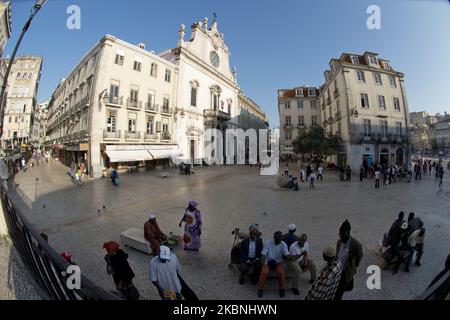 Blick auf die Kirche von Sao Domingos in Lissabon, Portugal, am 17. April 2014. Es ist eine Kirche im Viertel Santa Justa, Lissabon, Portugal. Es wurde 1241 erbaut. Im Jahr 1959 kam es zu einem Großbrand, bei dessen Besuch kann man immer noch die Auswirkungen des Feuers bemerken. (Foto von Oscar Gonzalez/NurPhoto) Stockfoto